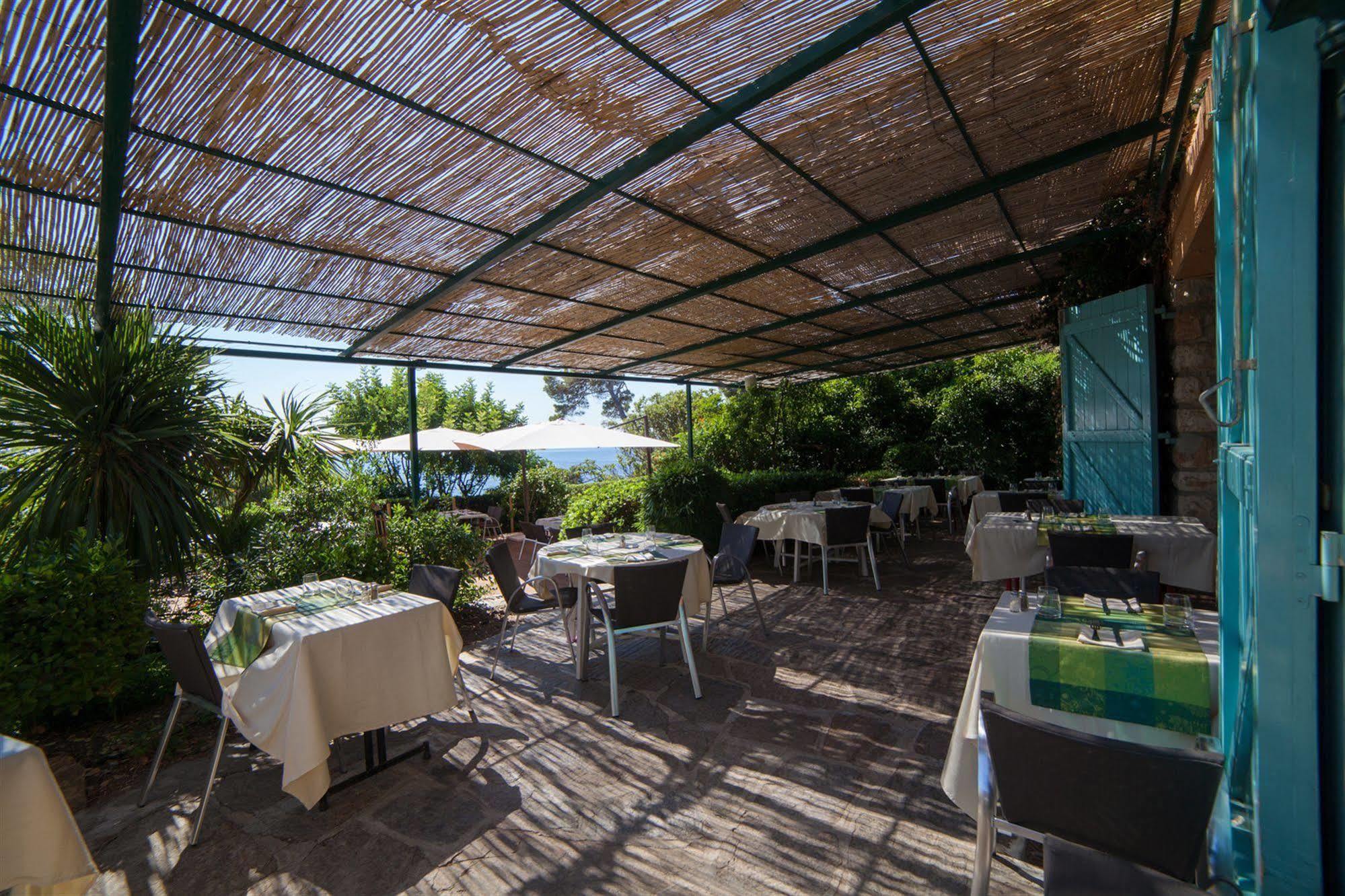 Hotel Provencal Hyères Екстериор снимка