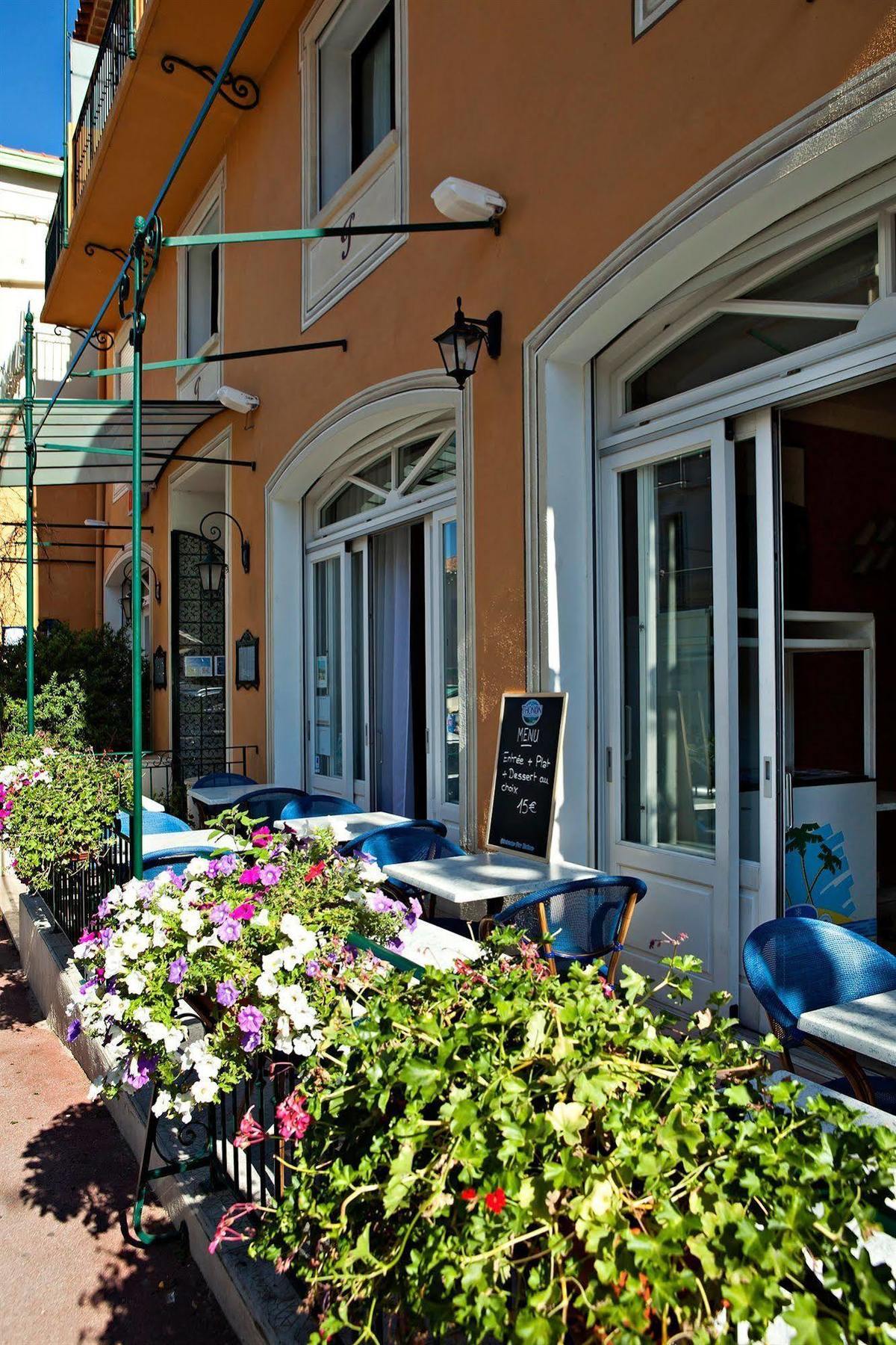 Hotel Provencal Hyères Екстериор снимка