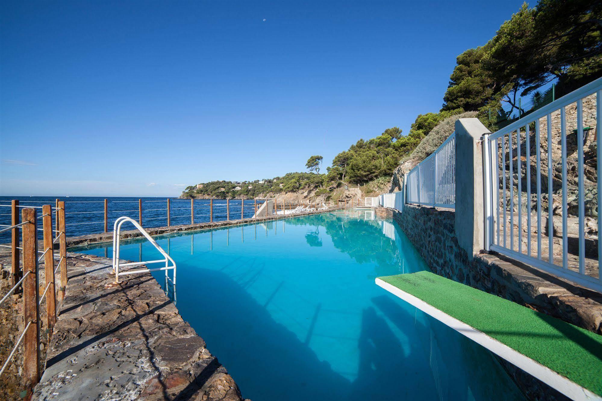 Hotel Provencal Hyères Екстериор снимка